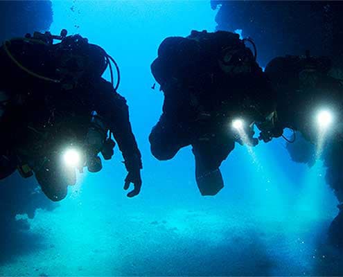 Sidemount Diver